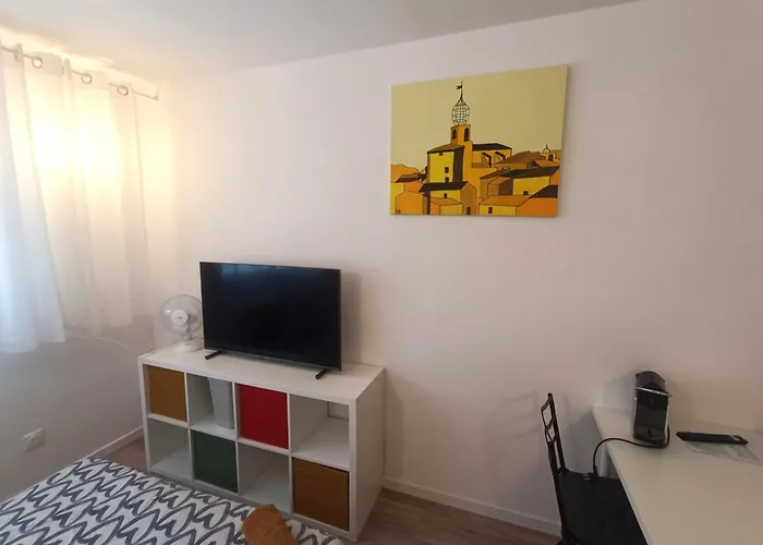 Appartement Neuf Tout Equipe A 600M De La Gare St Charles