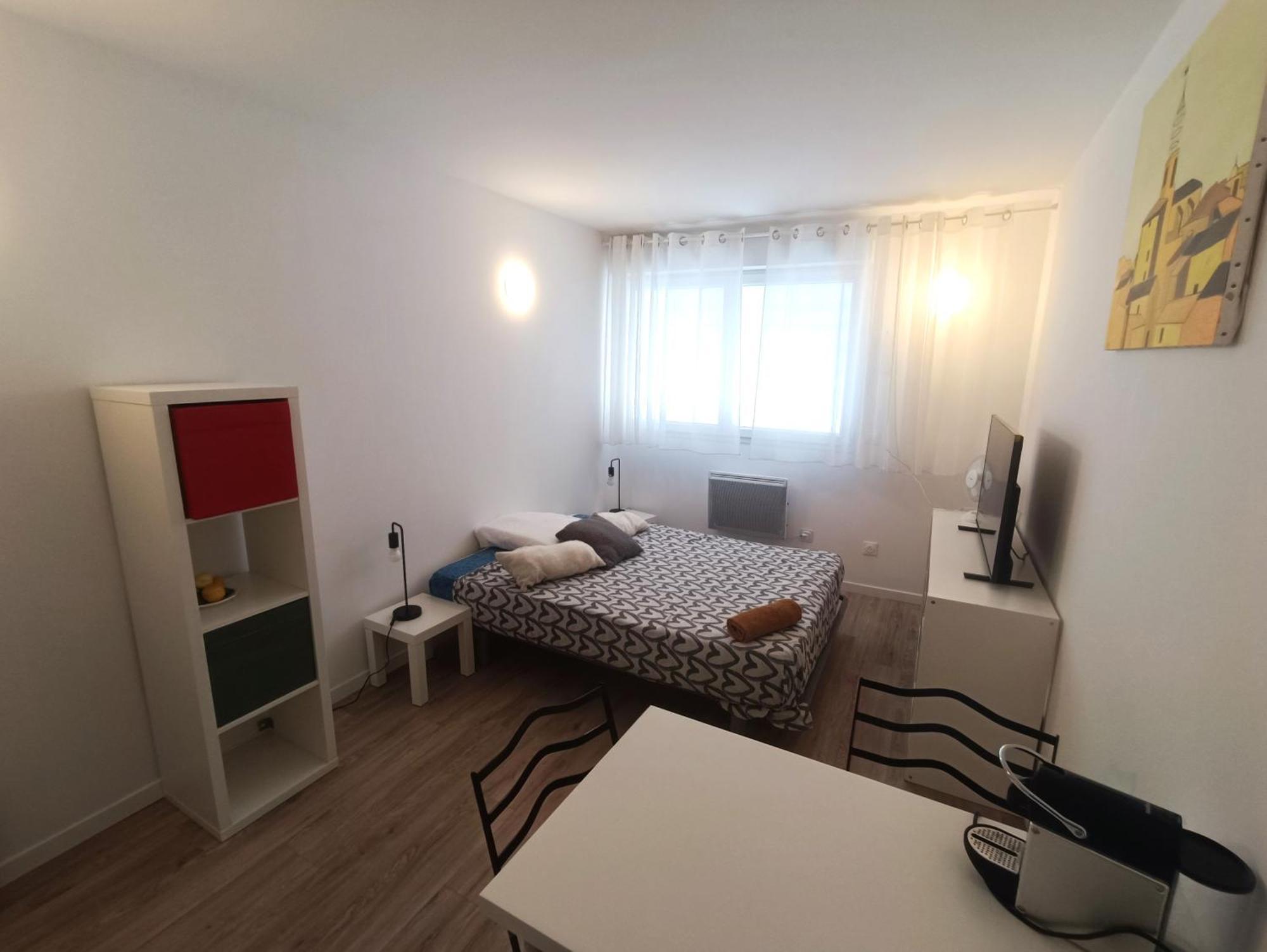 Apartment Neuf Equipe A 600m De La Gare St Charles